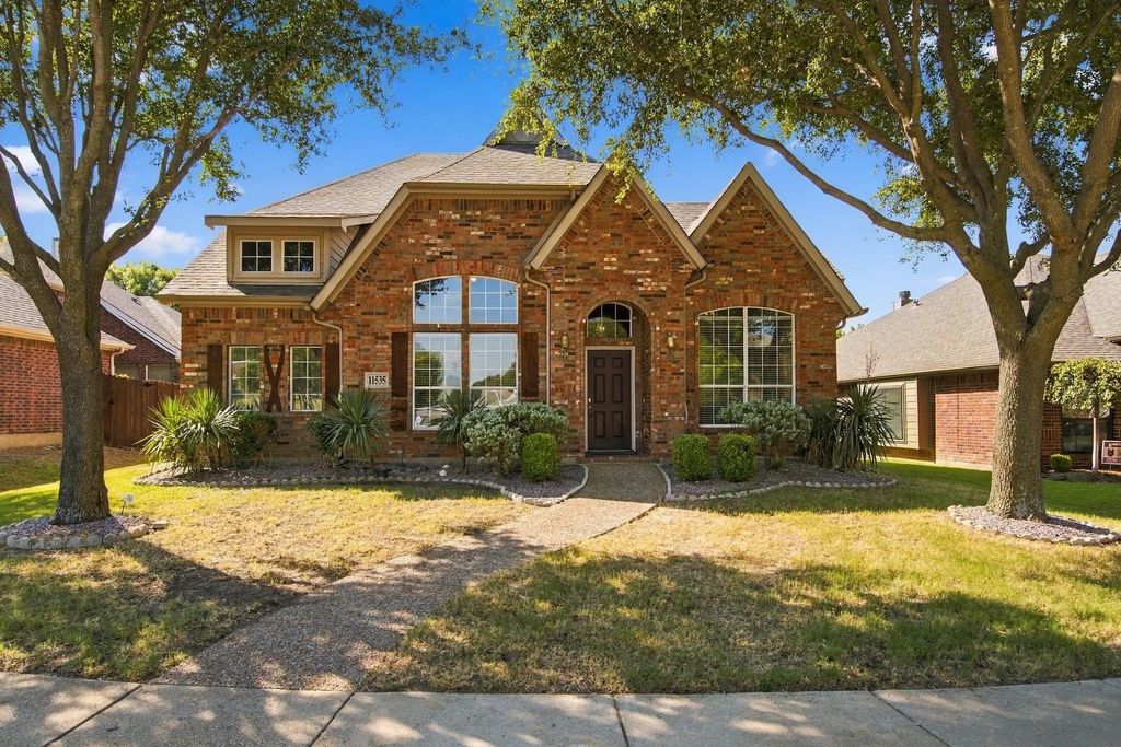 11535 Yoakum Drive, Frisco