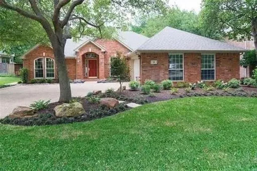 728 Ashleigh Lane, Southlake
