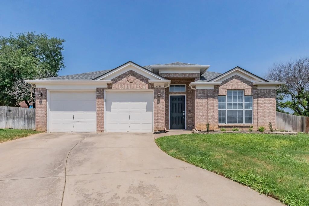 1211 Marshall Drive, Euless