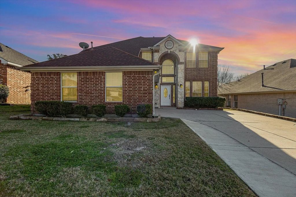 7920 Glenway Drive, Dallas