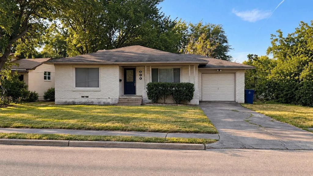 214 E Carolyn Drive, Garland