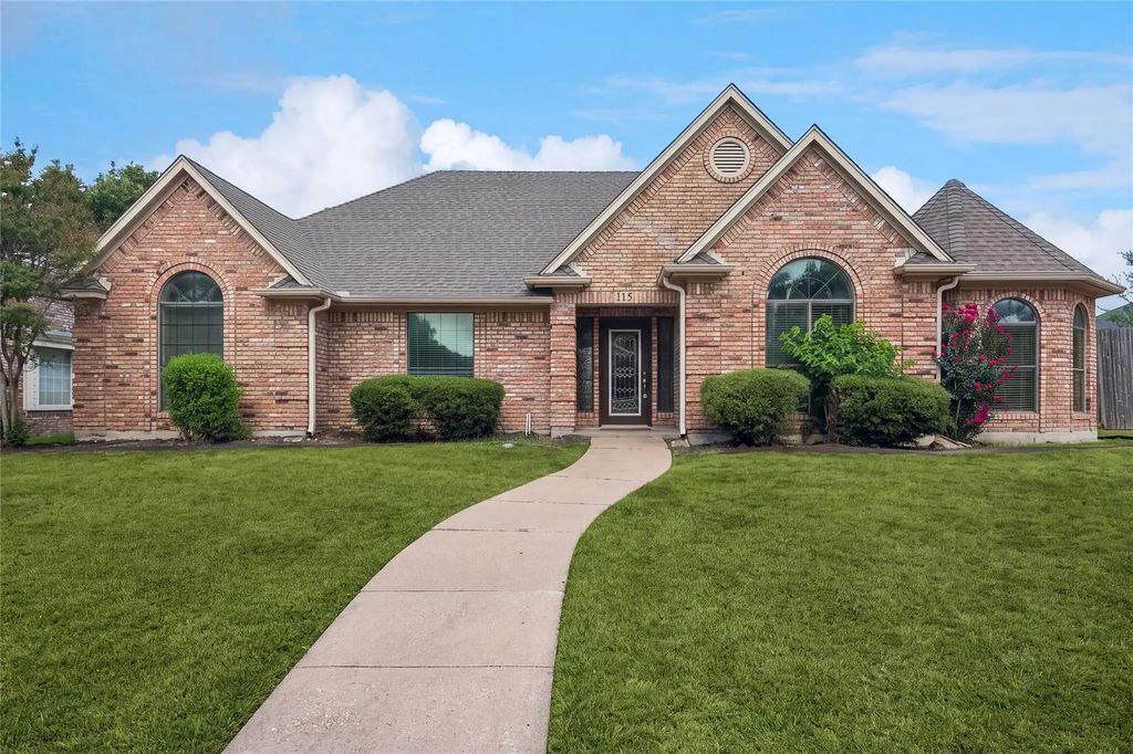 115 Indian Hills Drive, Waxahachie