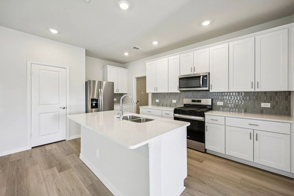 211 Winchester Hill Lane, Princeton
