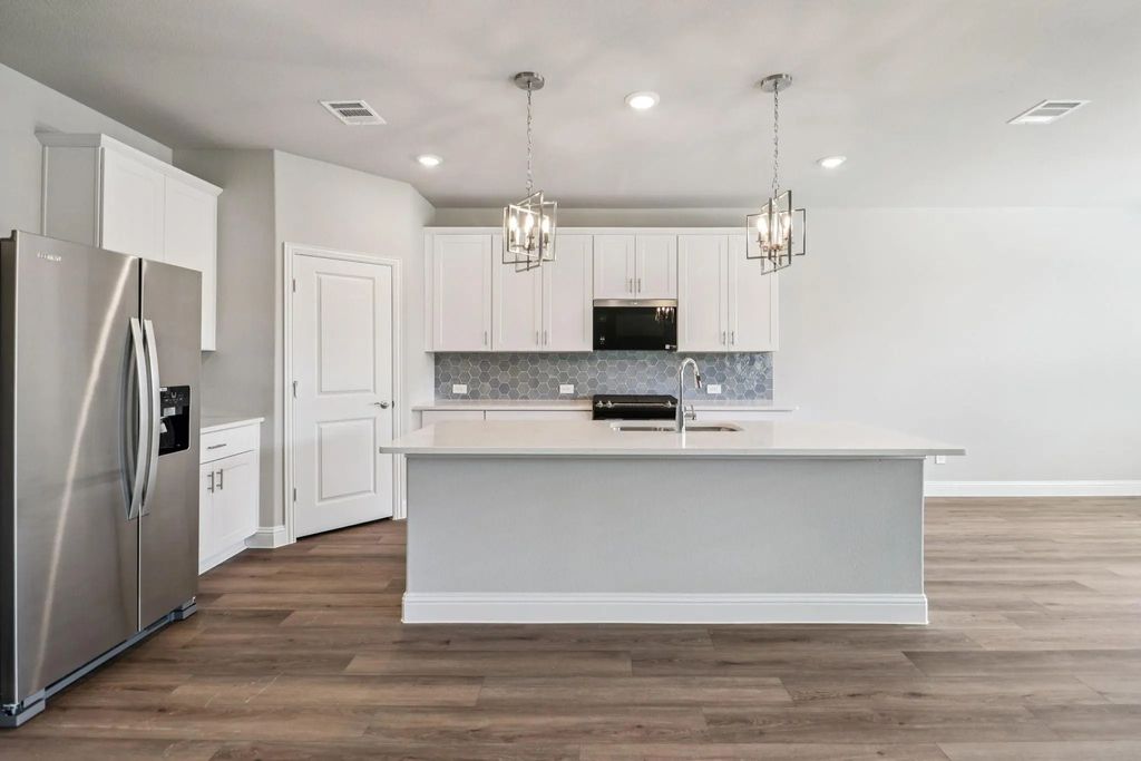 1302 Winters Way, Princeton