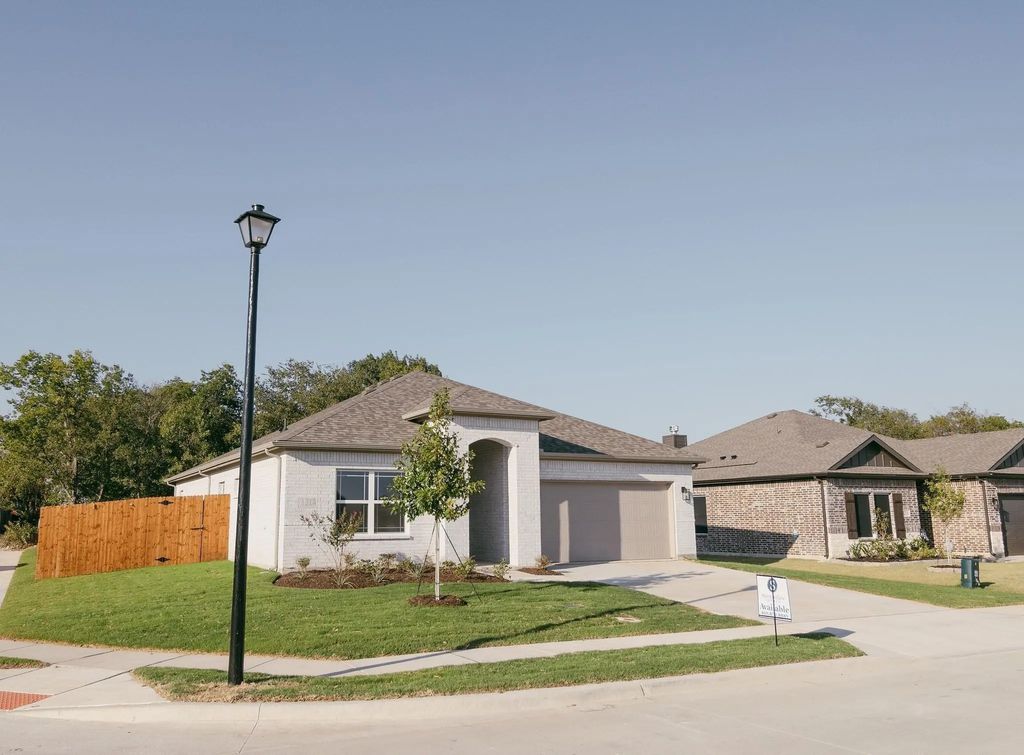 1218 Anderson Drive, Trenton