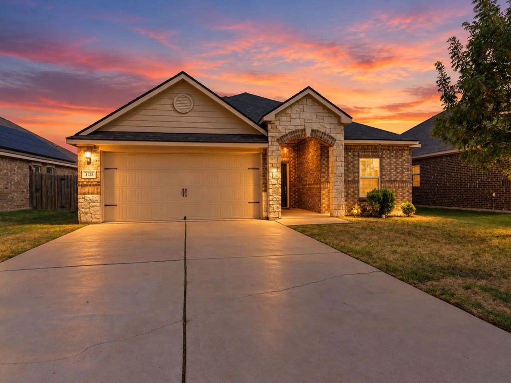 4128 Tower Bridge Lane, Crowley