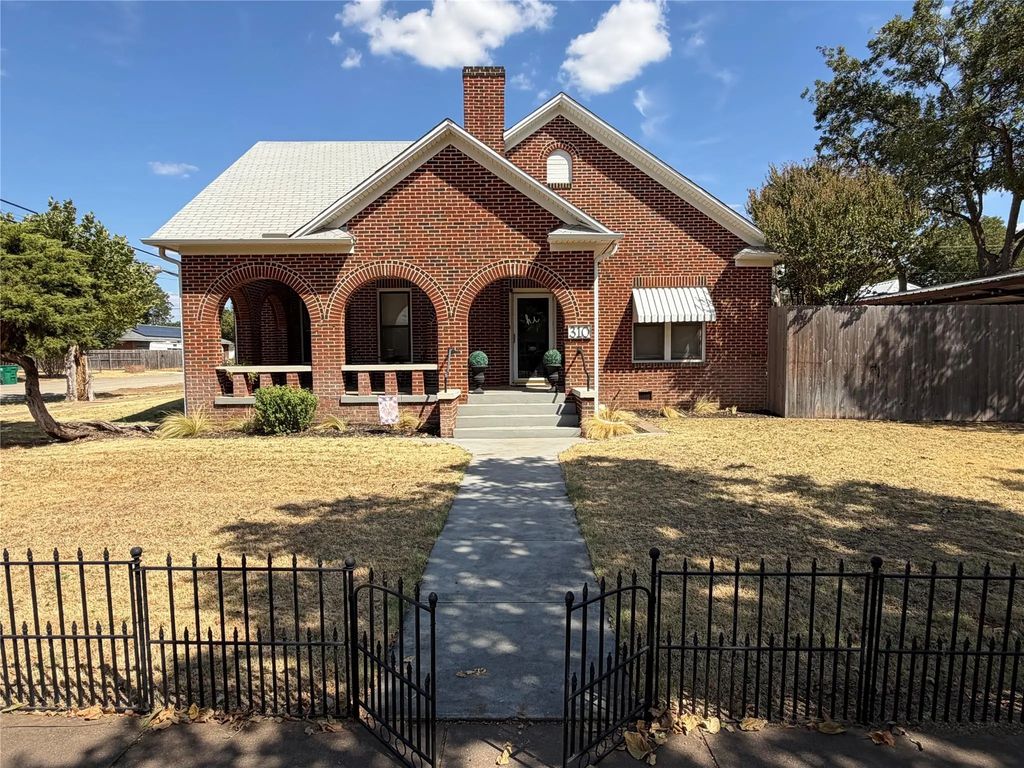 310 N Donald Street, Seymour