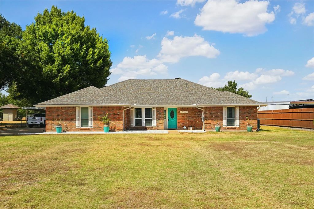 1710 Vineyard Road, Grand Prairie