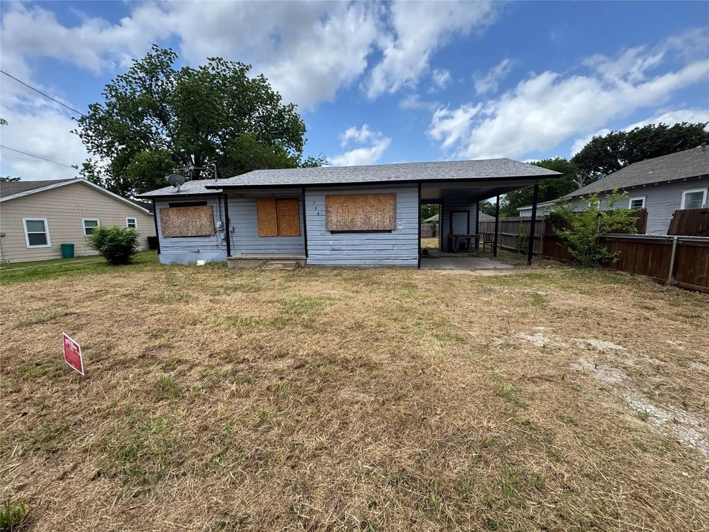 708 Mount Olive Street, Terrell