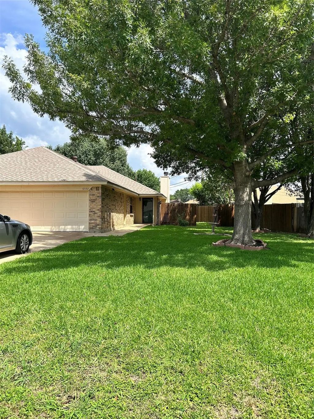 6532 Central Avenue, North Richland Hills