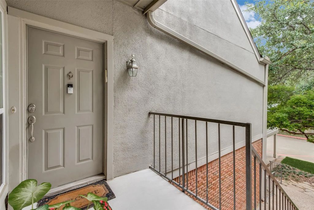 12680 Hillcrest Road 2204, Dallas