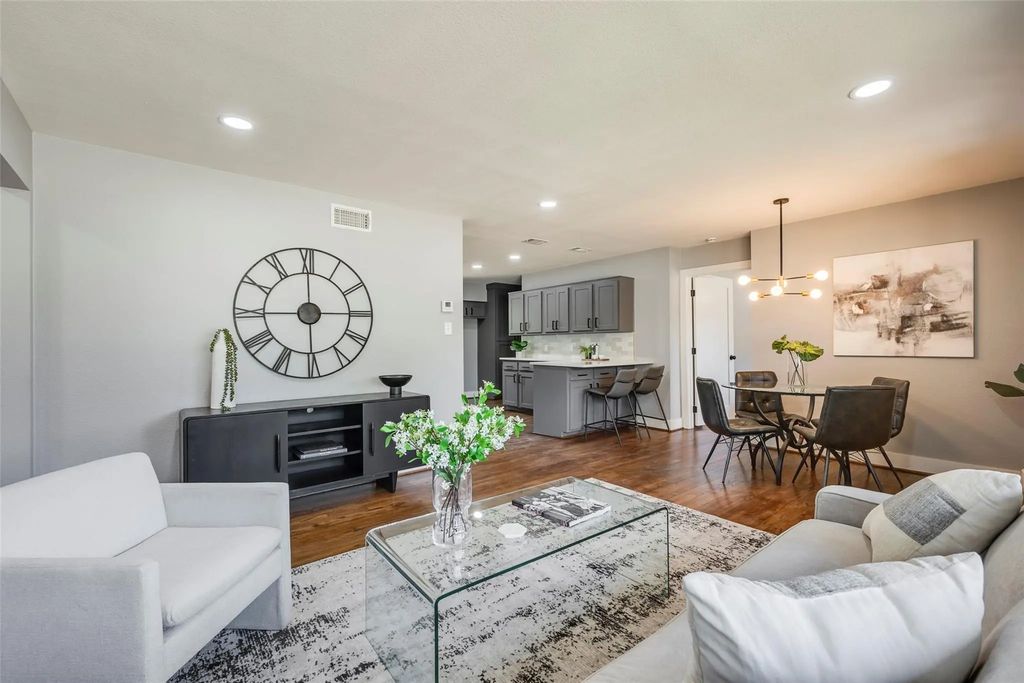10864 Ruth Ann Drive, Dallas
