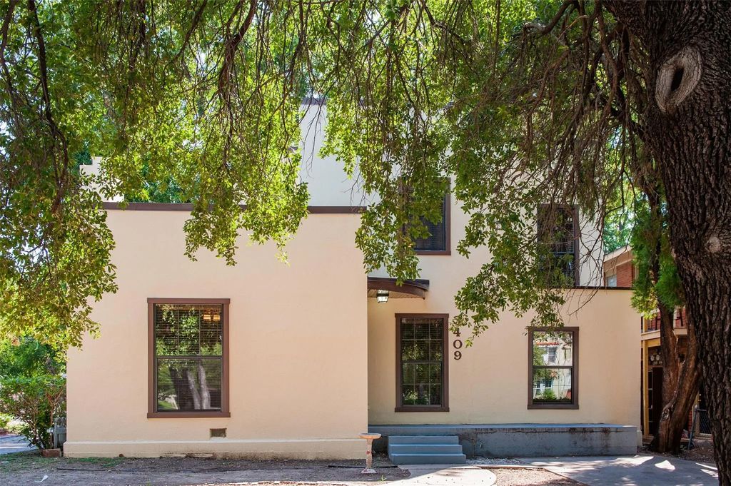 3409 S University Drive, Fort Worth