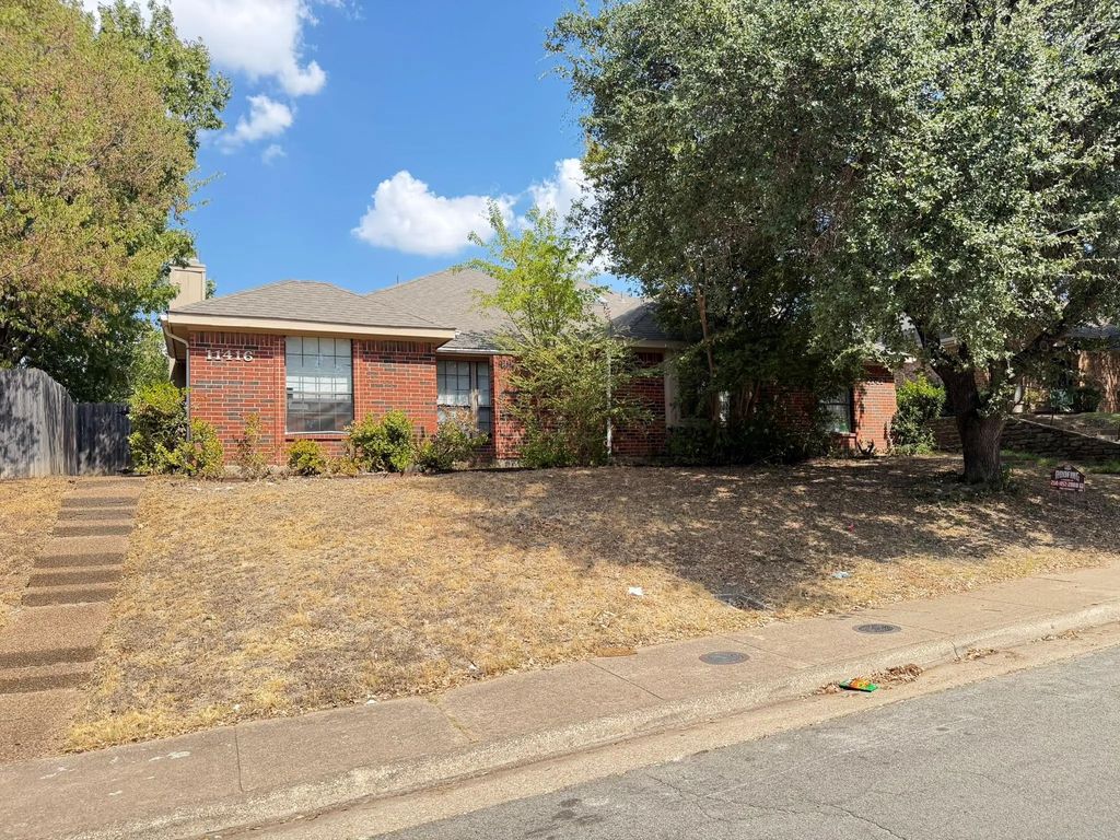 11416 Summertree Lane, Dallas