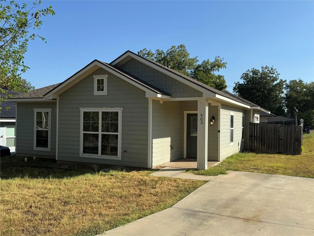 402 W Avenue C, Waxahachie