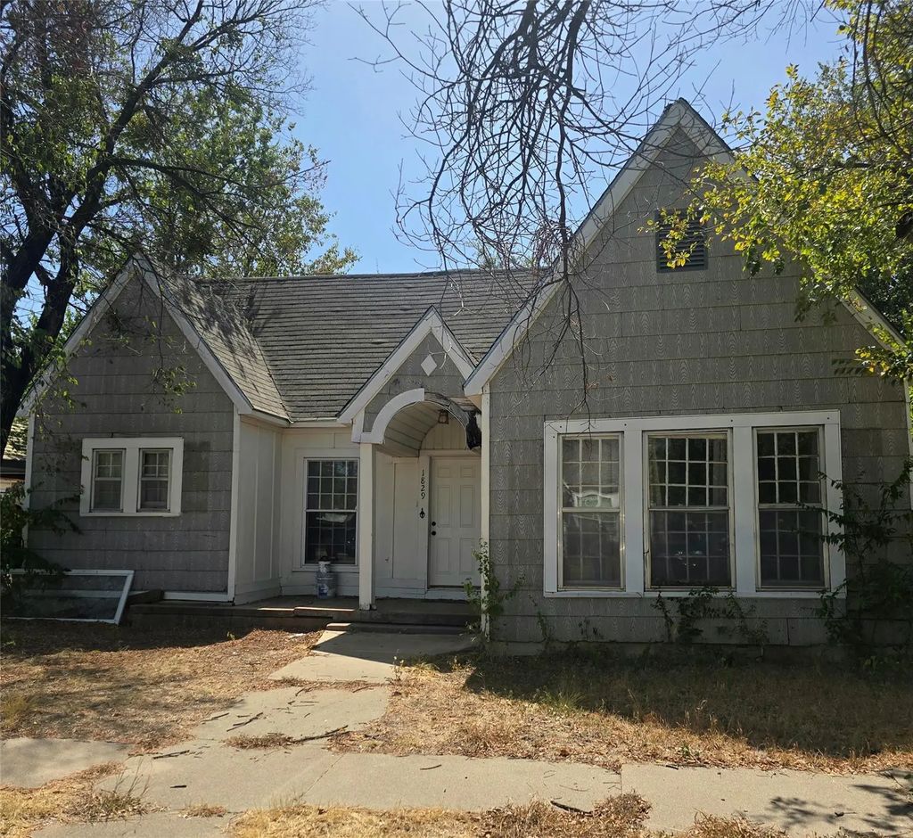 1829 S 13th Street, Abilene