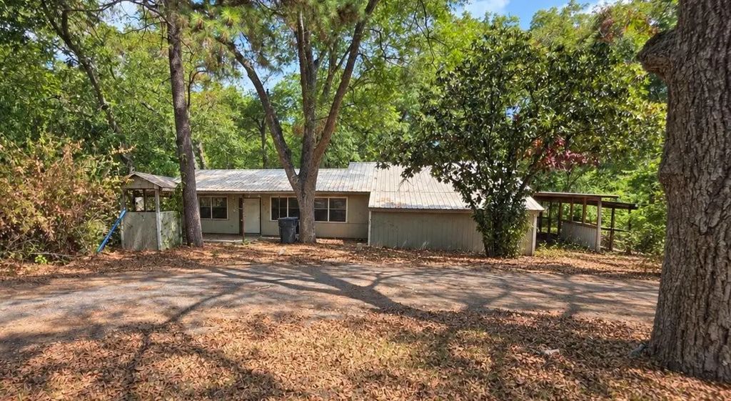 8219 Pecan Circle, Lone Oak