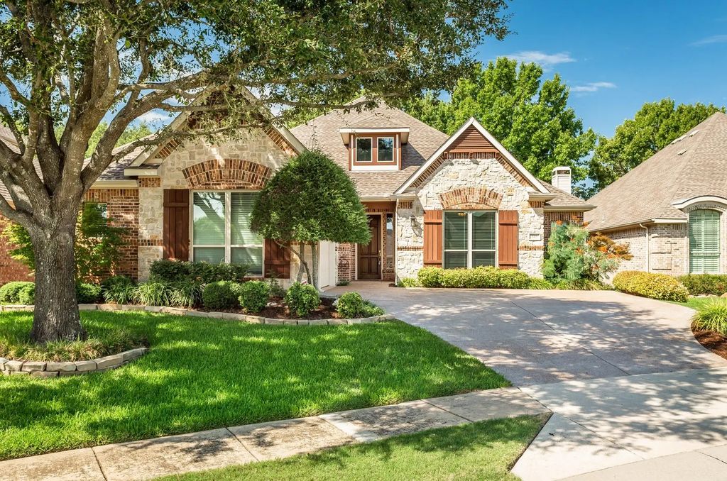 349 Pine Valley Drive, Fairview