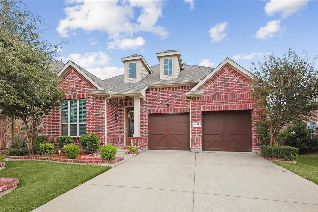4332 Old Grove Way, Fort Worth