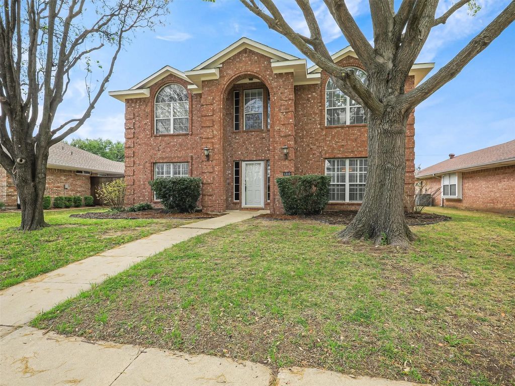 1310 Rosewood Lane, Allen