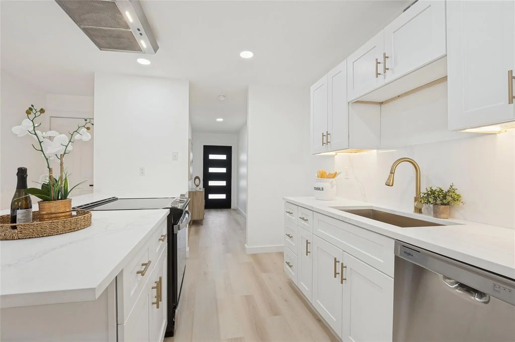 5208 Knox Drive, The Colony