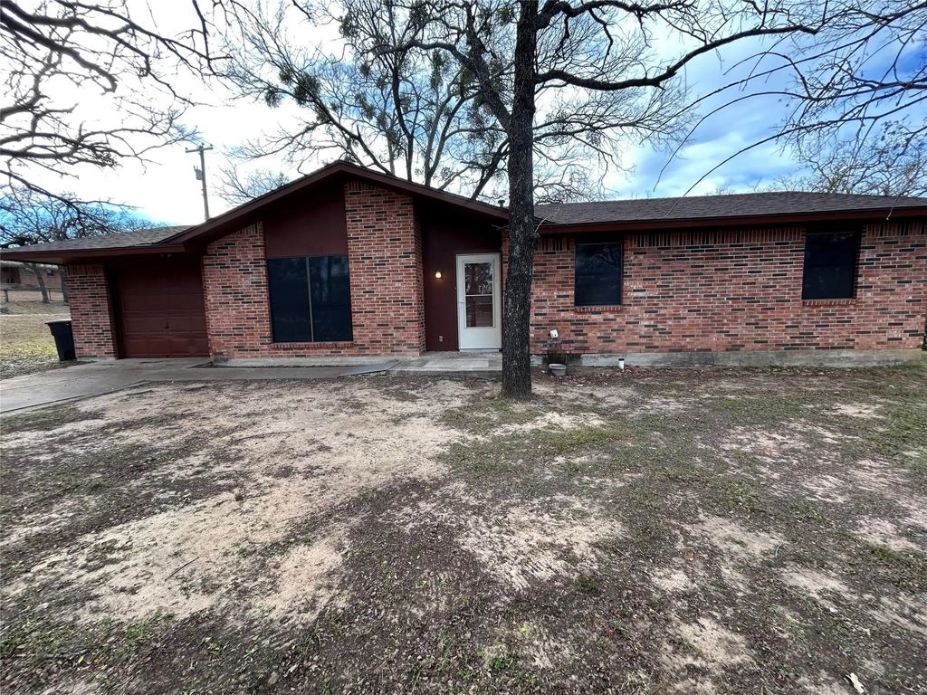 301 Walnut Avenue, Azle