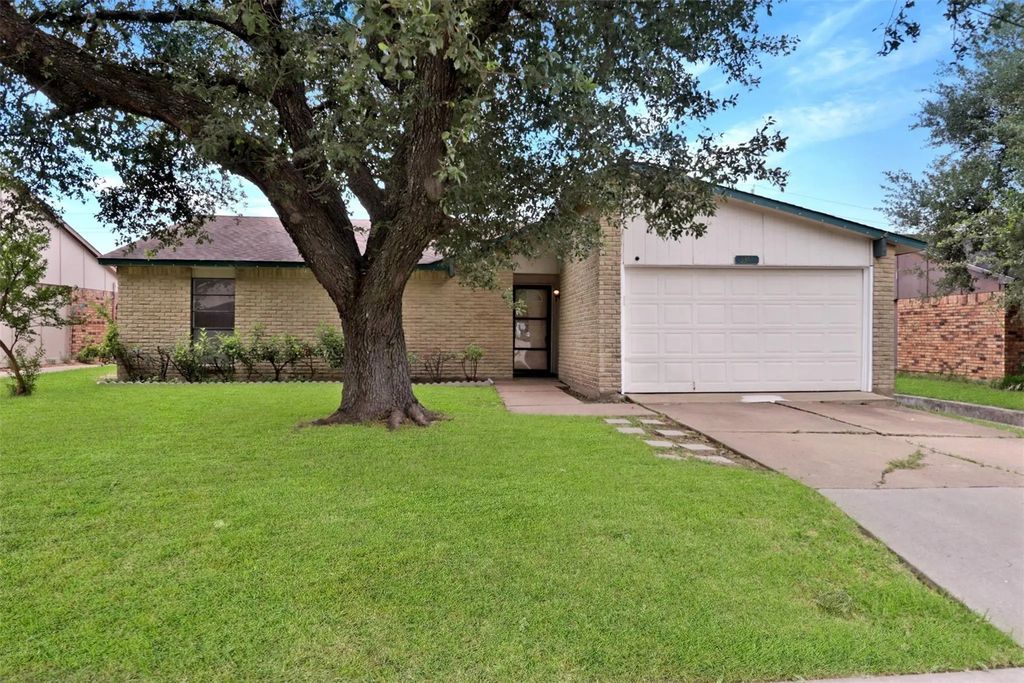 3314 Maple Lane, Rowlett