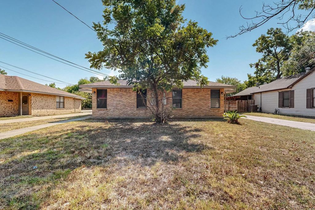 420 Lucille Street, Irving