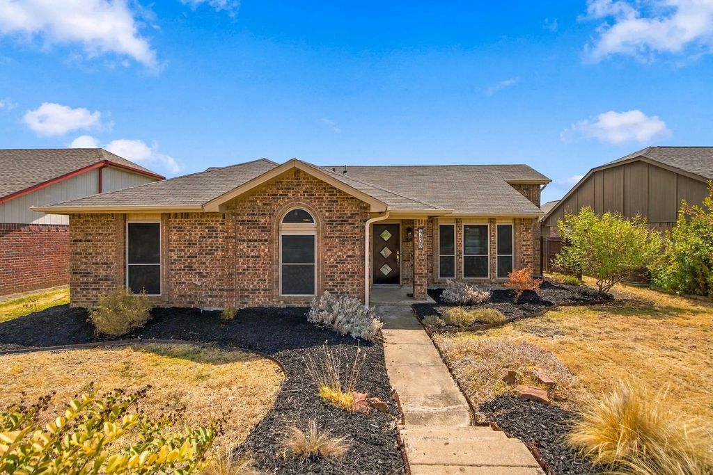 4405 Queen Circle, The Colony