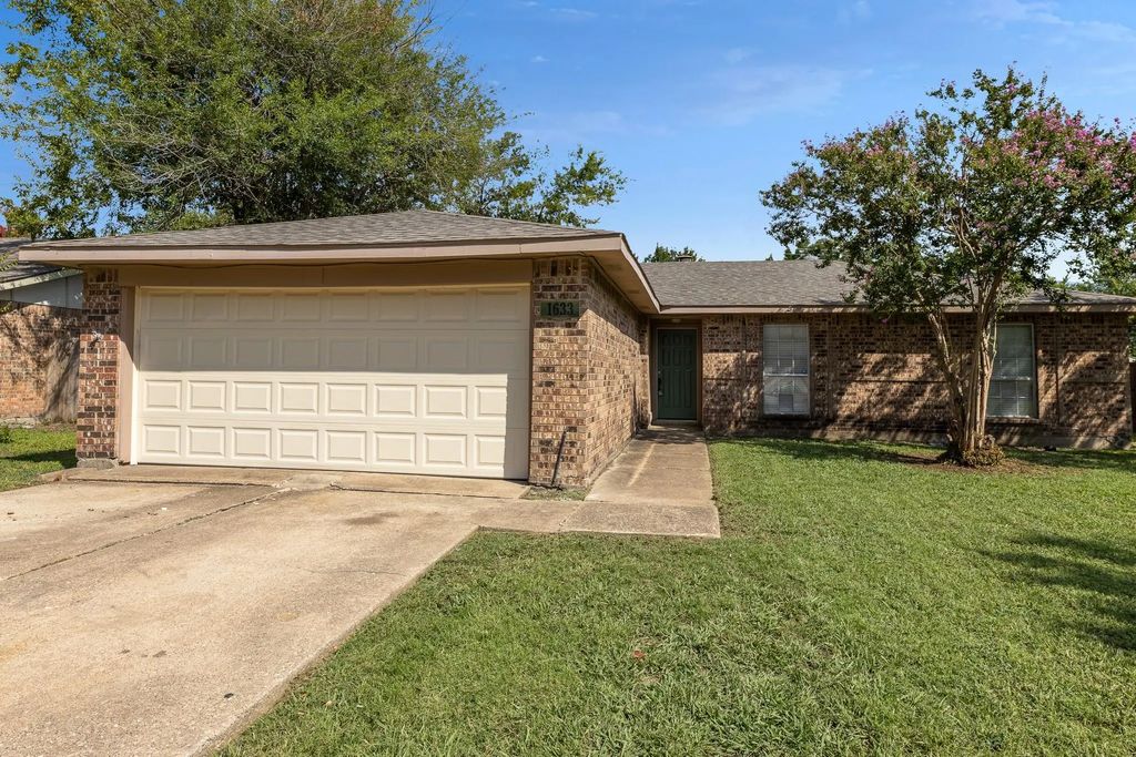 1633 Bette Drive, Mesquite