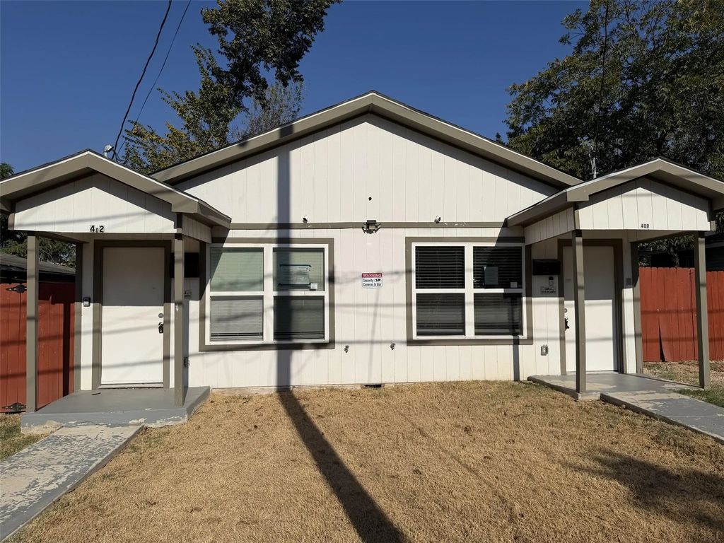 400 Lansing Street, Dallas