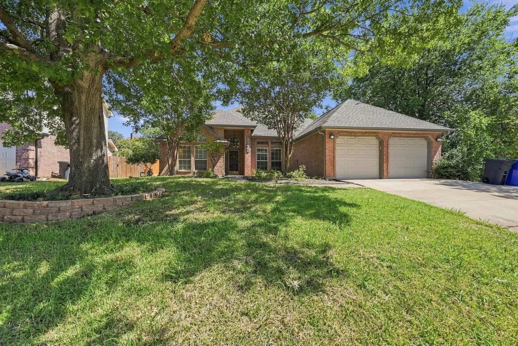 2304 Grimsley Terrace, Mansfield
