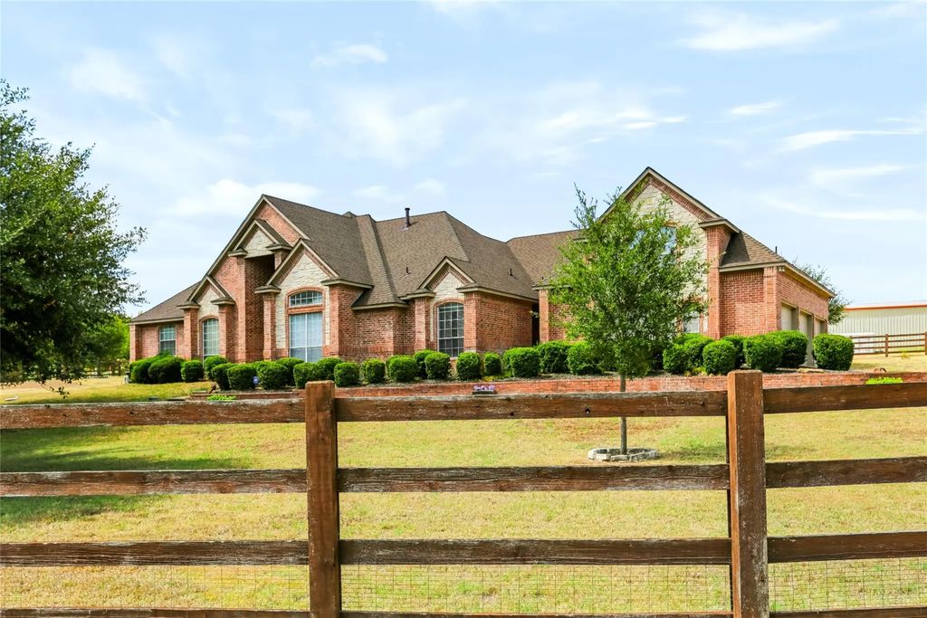 170 Park Place Circle, Cresson