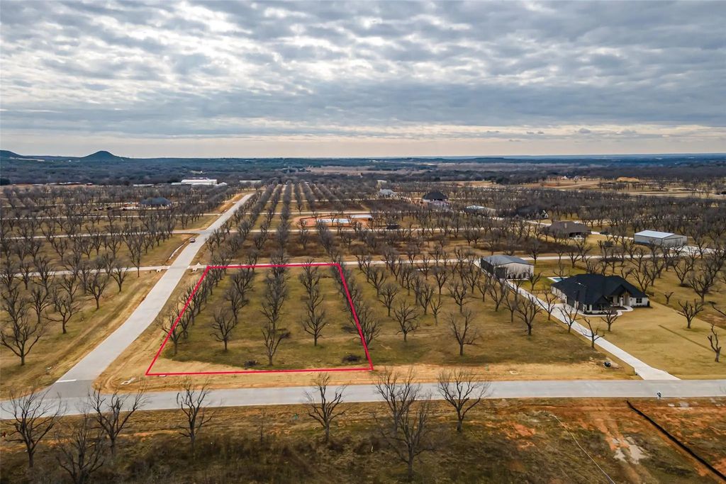 1201 Mooney Drive, Granbury