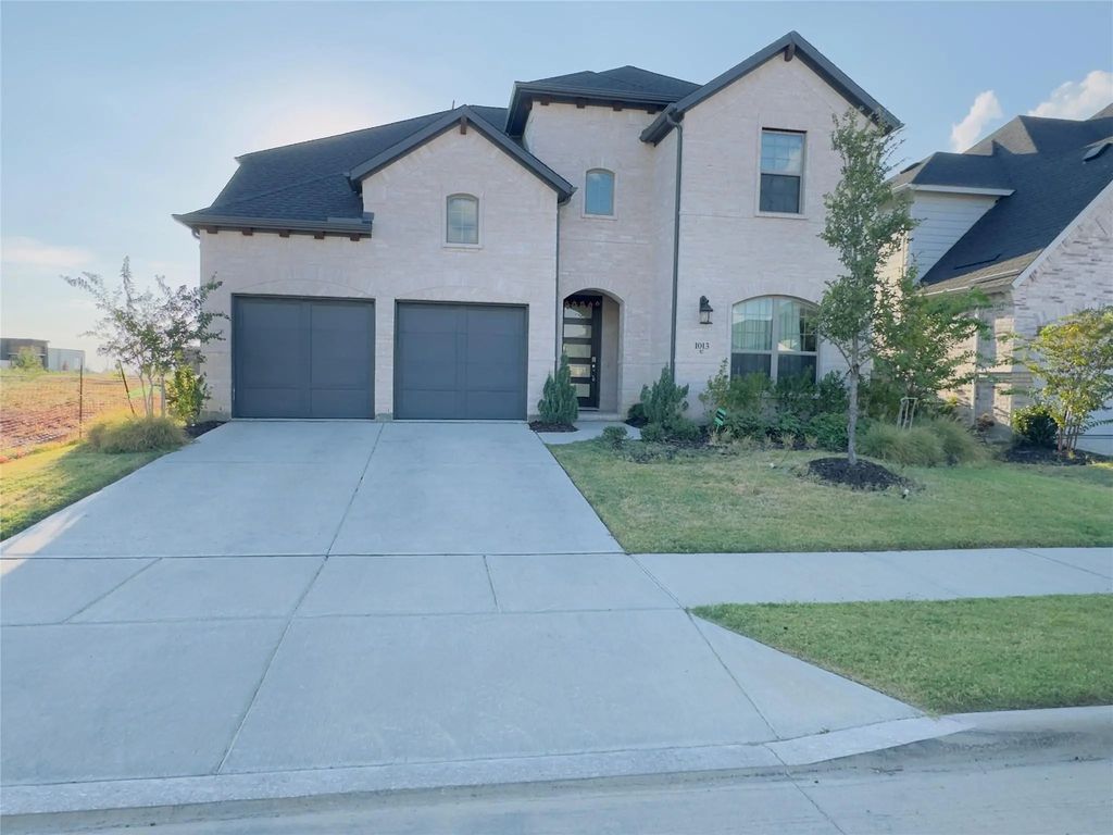 1013 Tullow Drive, Celina