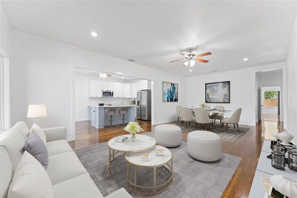 2405 Monroe Street, Commerce