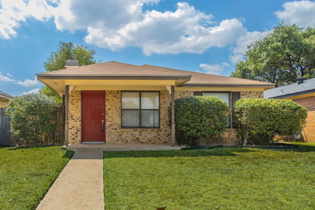 1303 Chapel Downs Road, Waco