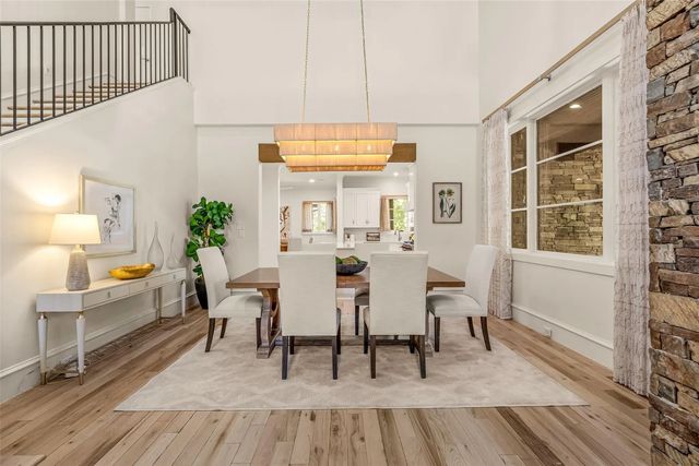 2215 King Fisher Drive, Westlake