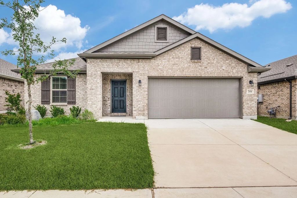 2104 Briar Rose Drive, Denton