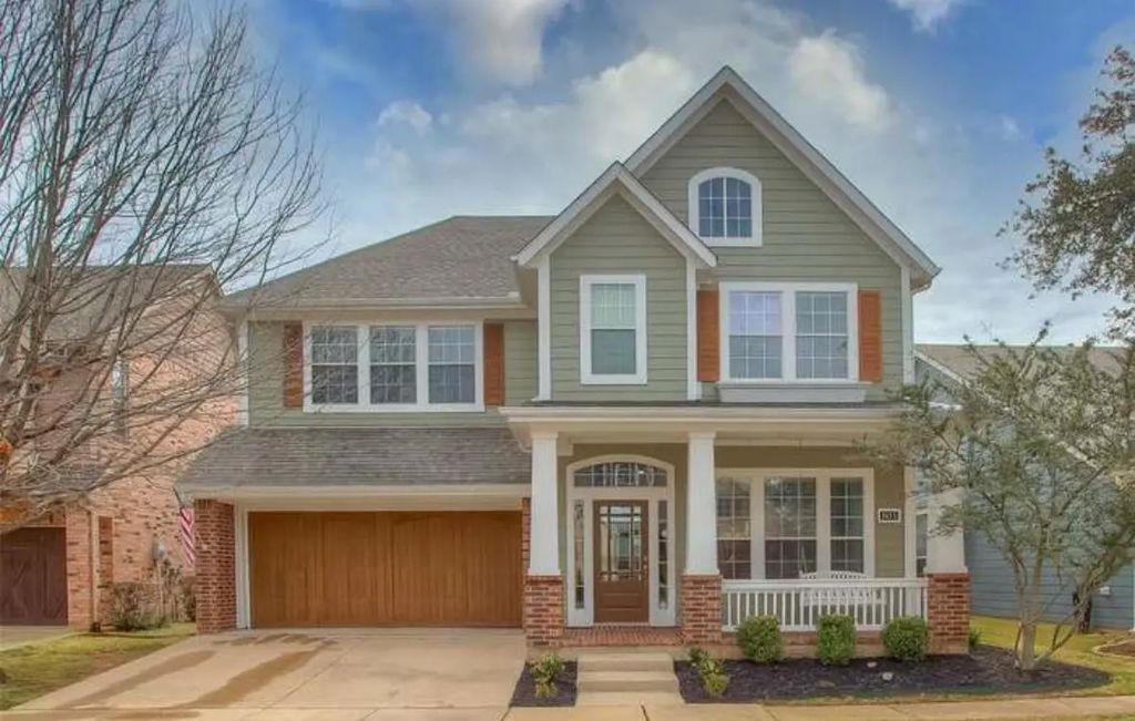 803 Kodiak Circle, Euless