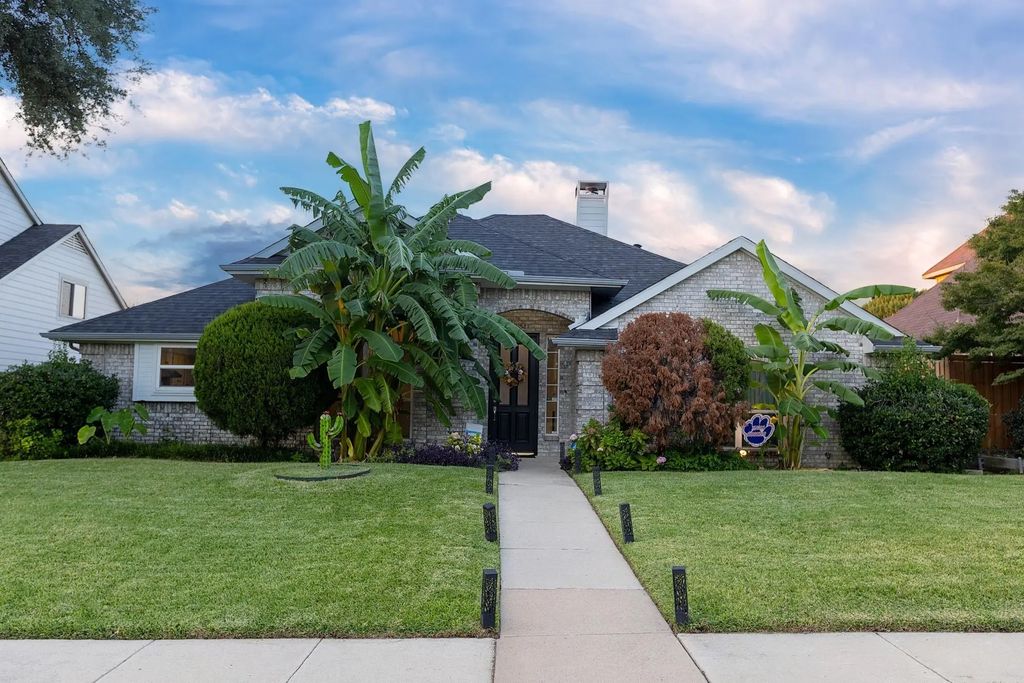 4669 Portrait Lane, Plano