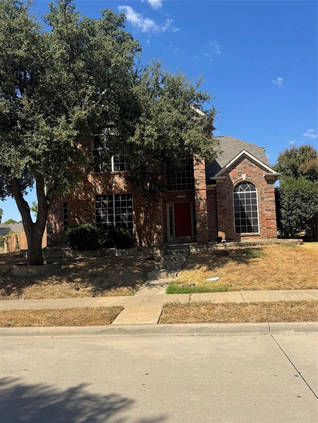 1100 Raleigh Drive, Lewisville