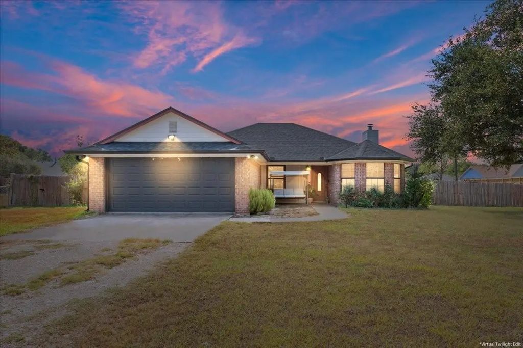 591 J L Brazzil Loop, Waco