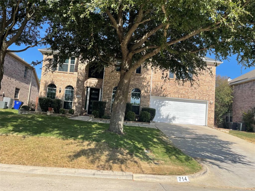 714 Crockett Drive, Mansfield