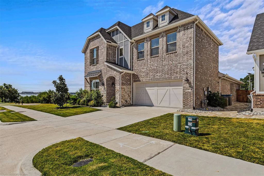 2209 Sunset Boulevard, Rowlett
