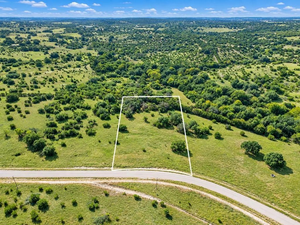 1745 Hidden Oaks Trail, Glen Rose