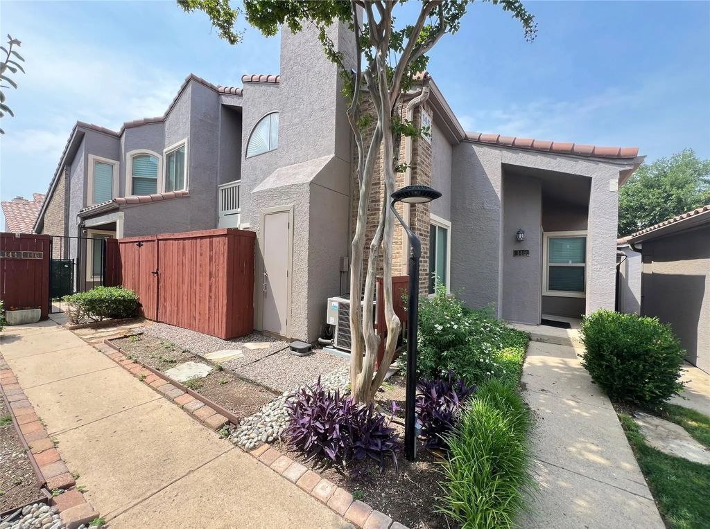 4242 N Capistrano Drive 145, Dallas