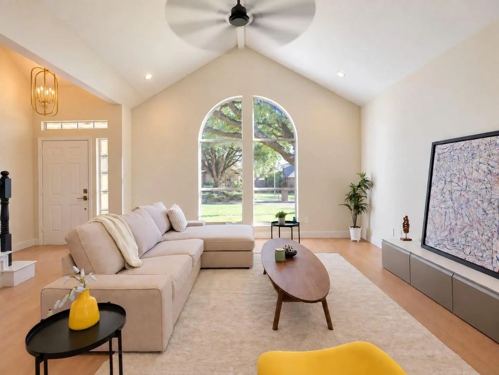 1220 Hyde Park Drive, McKinney