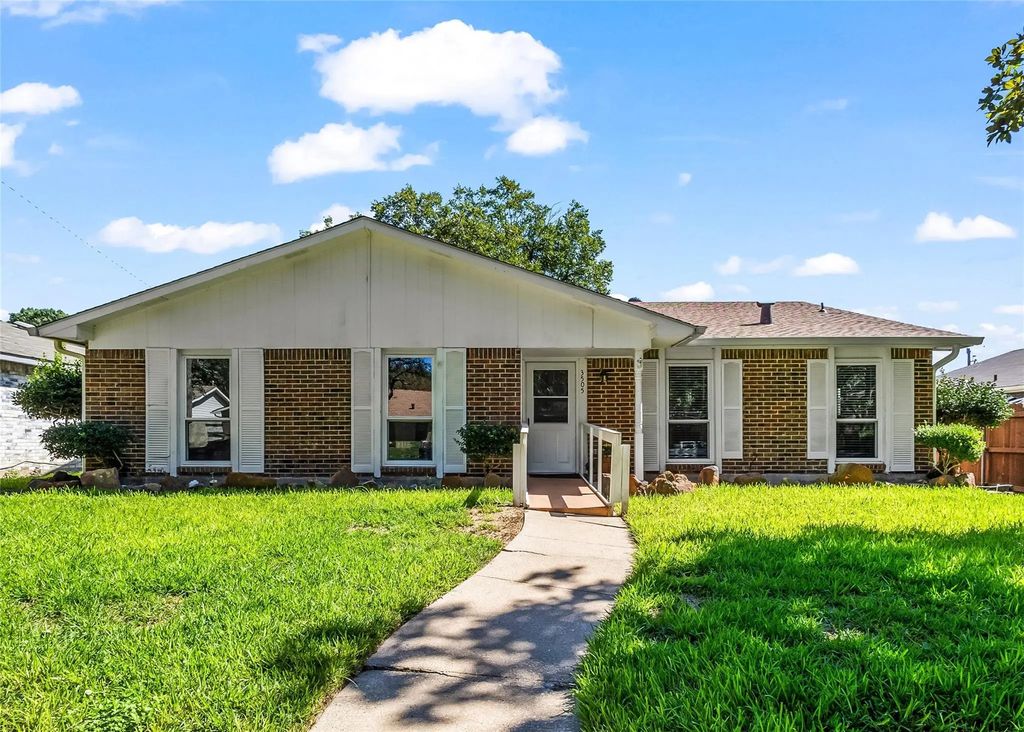 3505 S Columbine Lane, Grand Prairie
