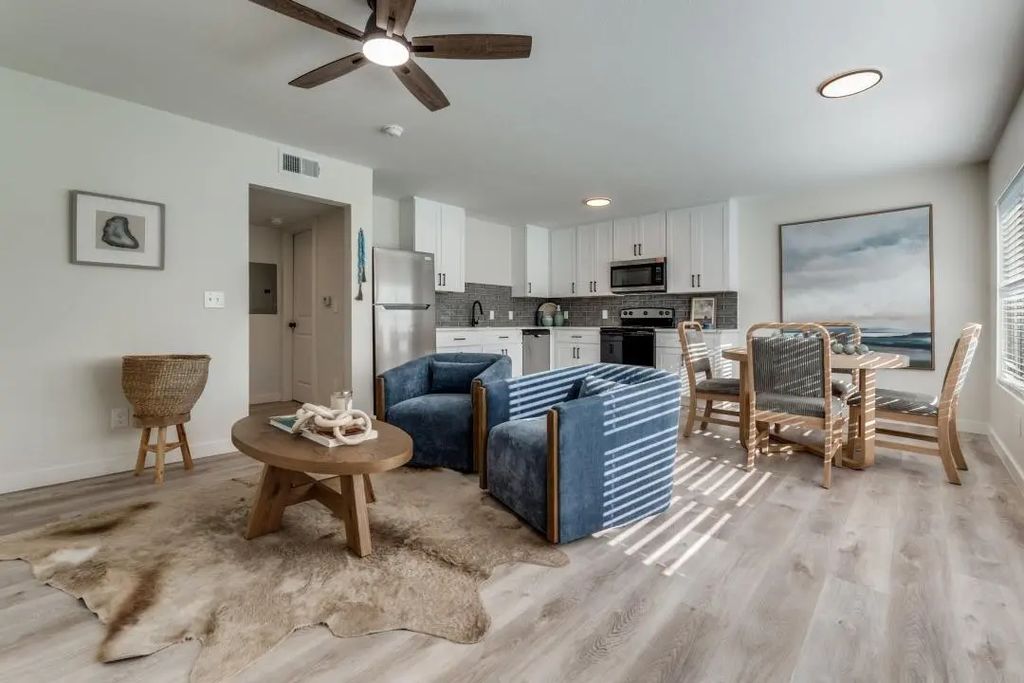 5917 Gaston Avenue 211, Dallas